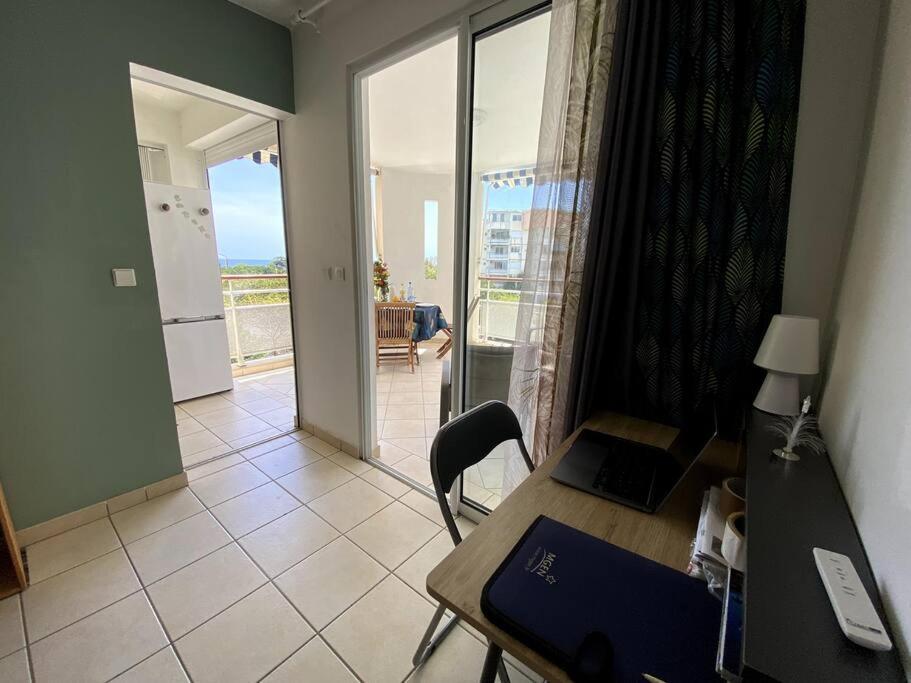 Appartement - Vue Mer Et Montagne Сент-Люс Екстер'єр фото